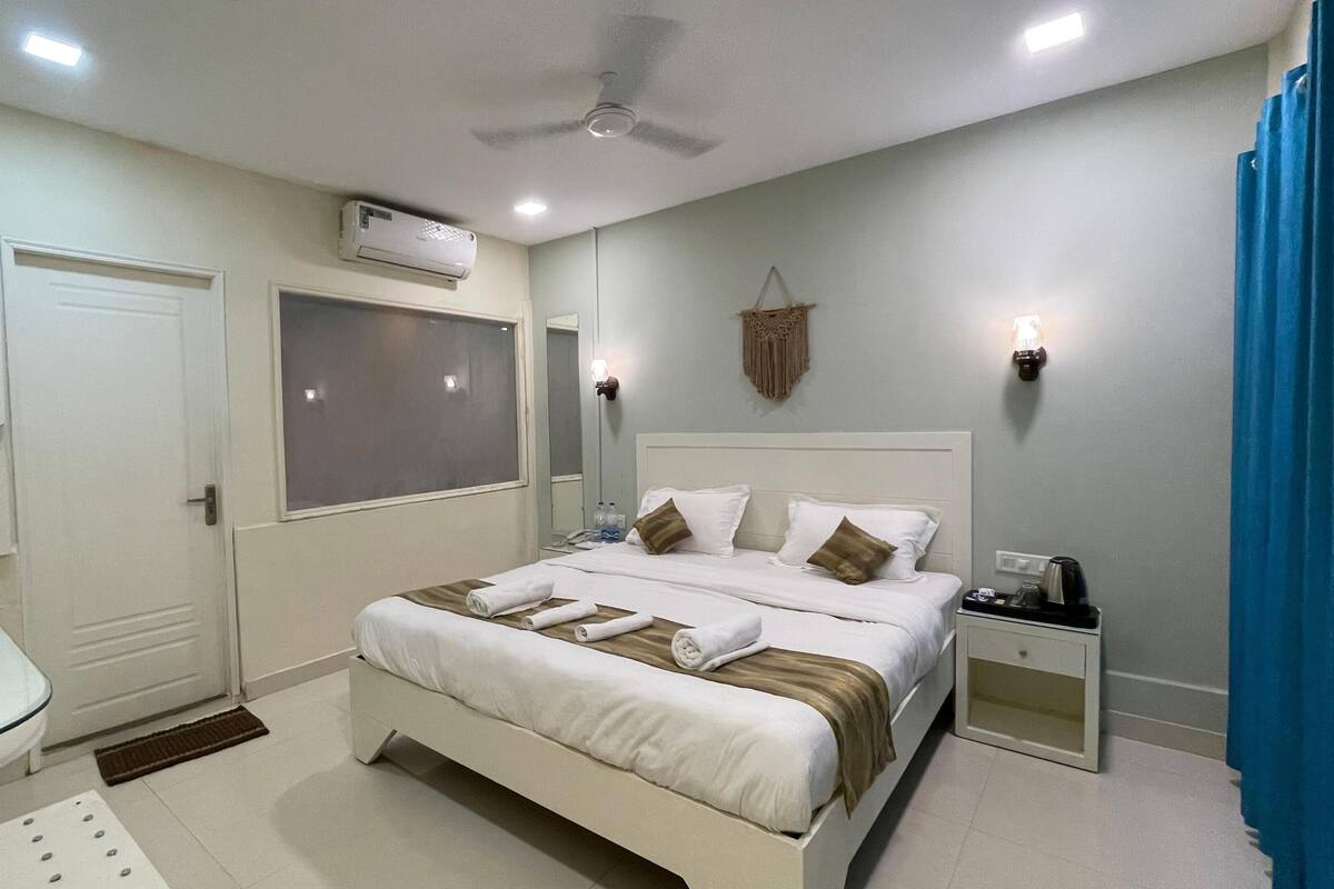 Chambre Standard | Bureau, espace de travail pour ordinateurs portables