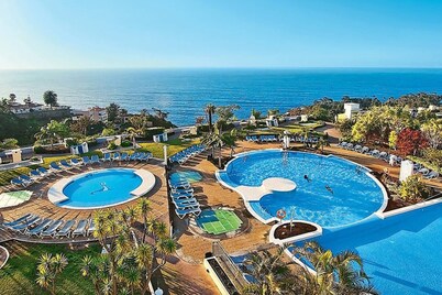 Oasis de tranquillité, piscine et vues incroyables