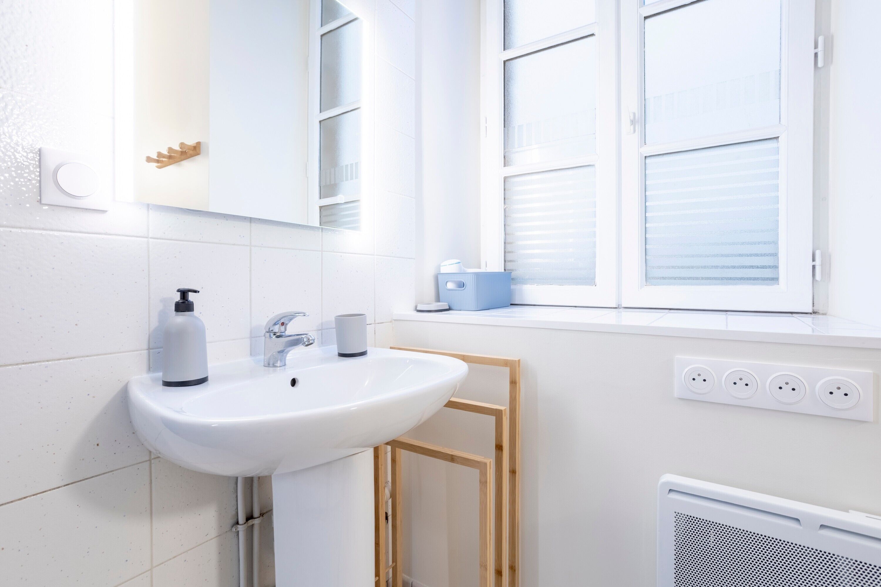 Ducha, secador de pelo, toallas