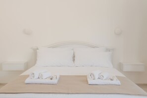 Minibar, desk, laptop workspace, free WiFi - B&B Castello Otranto (Otranto)
