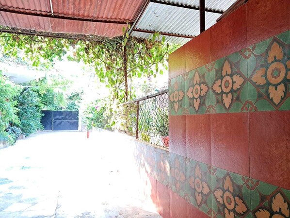Bahagian luar