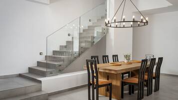 Villa, Sea View | In-room dining