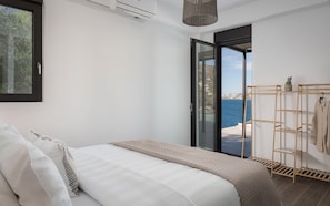 Villa, Sea View | Desk, soundproofing, iron/ironing board, free WiFi - Villa Iris Aegina (Aegina)