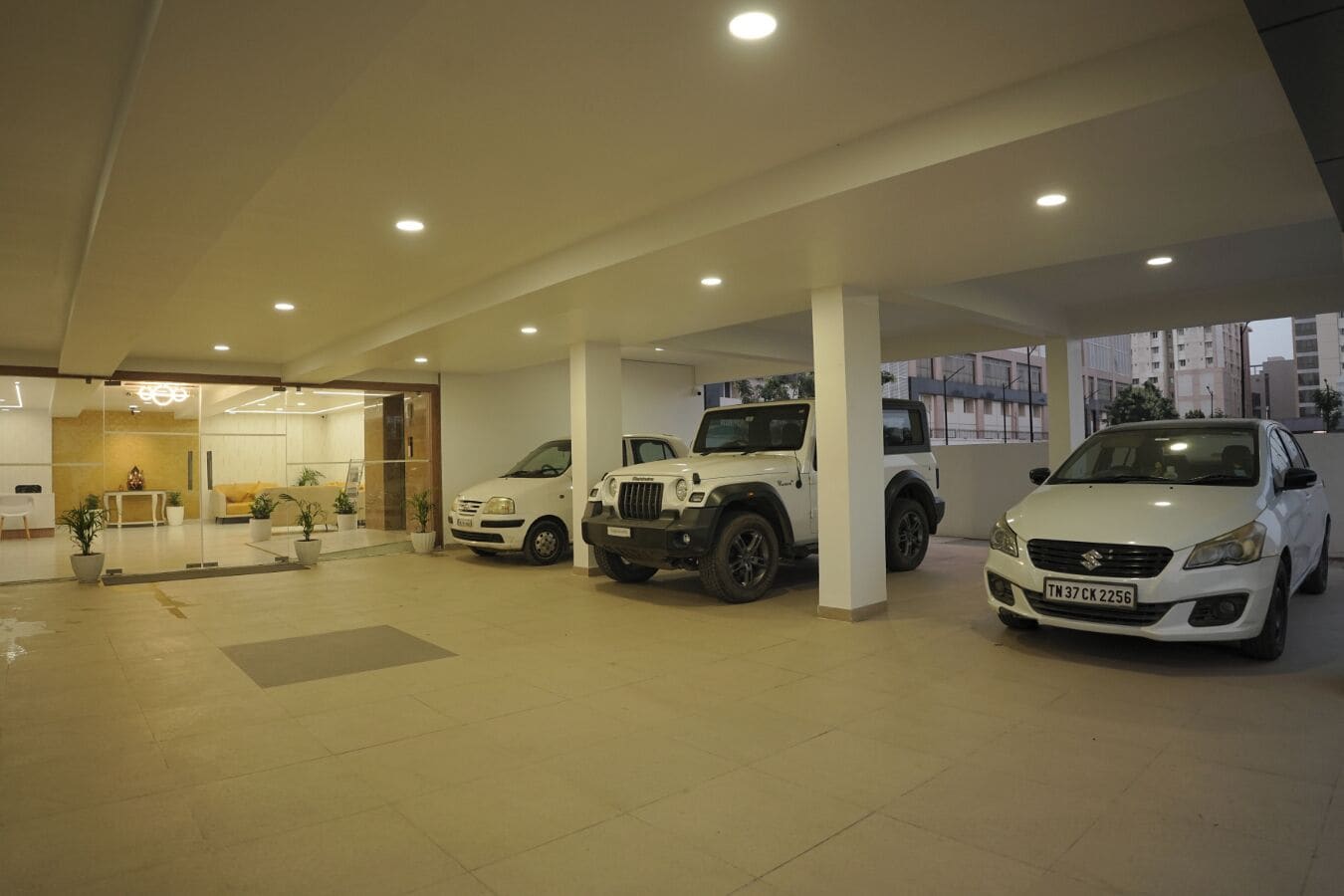 Bãi đậu xe tự phục vụ miễn phí 