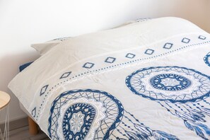 Bügeleisen/Bügelbrett, Bettwäsche