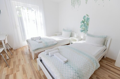 Vacation apartment Reutlingen-Sondelfingen: cozy, clean, hospitable, quiet