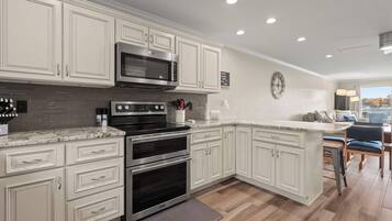 Condo, Multiple Beds, Balcony (Lakeside Haven) | Private kitchen