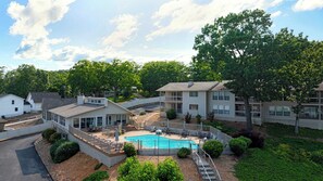 Exterior - Lakeside Haven - Condo for 8 (Sunrise Beach)