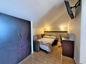 Iron/ironing board, WiFi, bed sheets - Arhontisa Studios by SDR (Paralia)