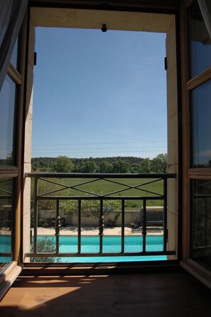 Interior - Comfortable gite for 4 people in a 16th century farmhouse at the foot of the village (Lussan)