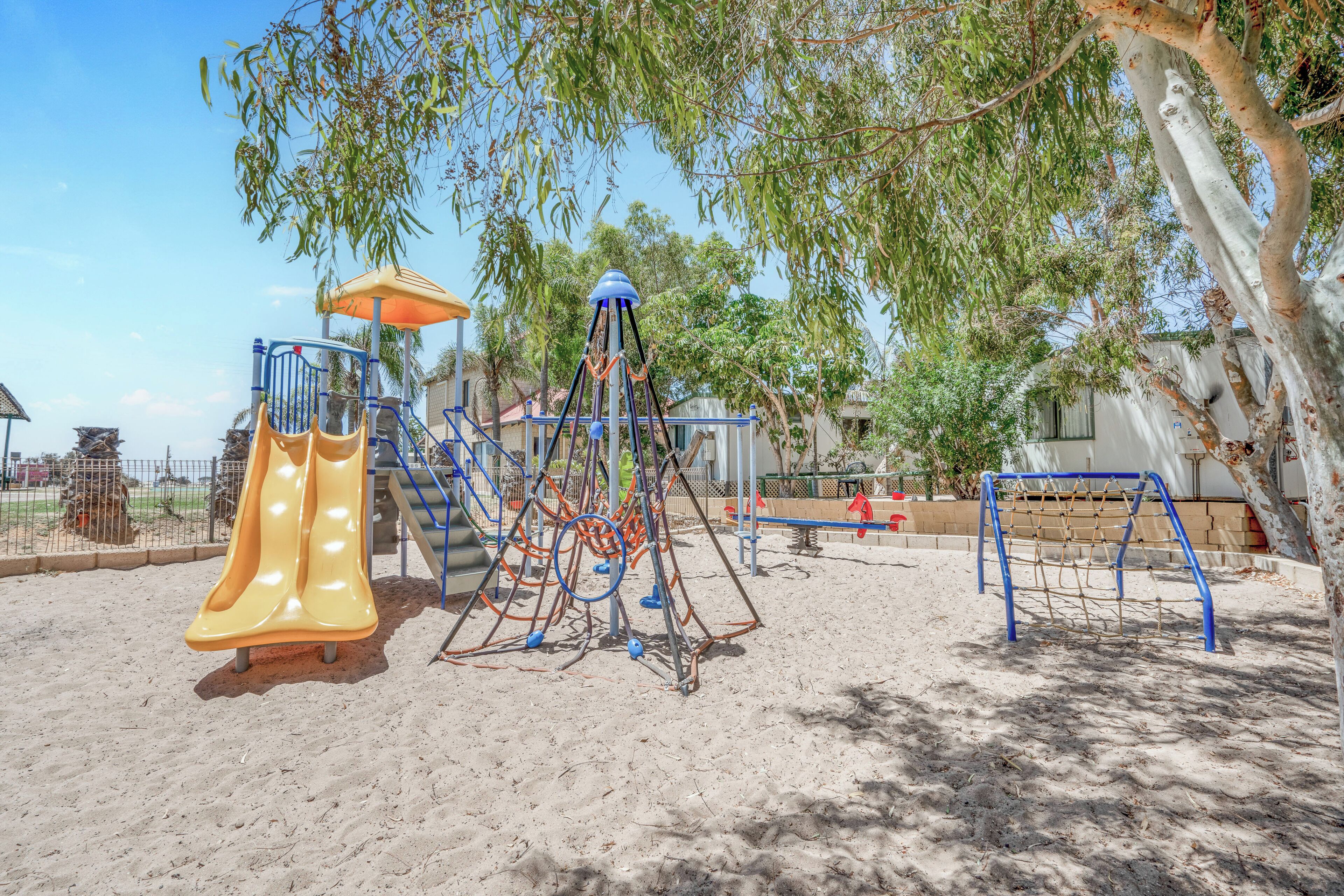 Children’s play area – outdoor
