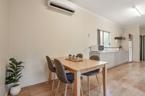 Villa, 2 Bedrooms, Non Smoking | Dining room - Tasman Holiday Parks - Kalbarri (Kalbarri)