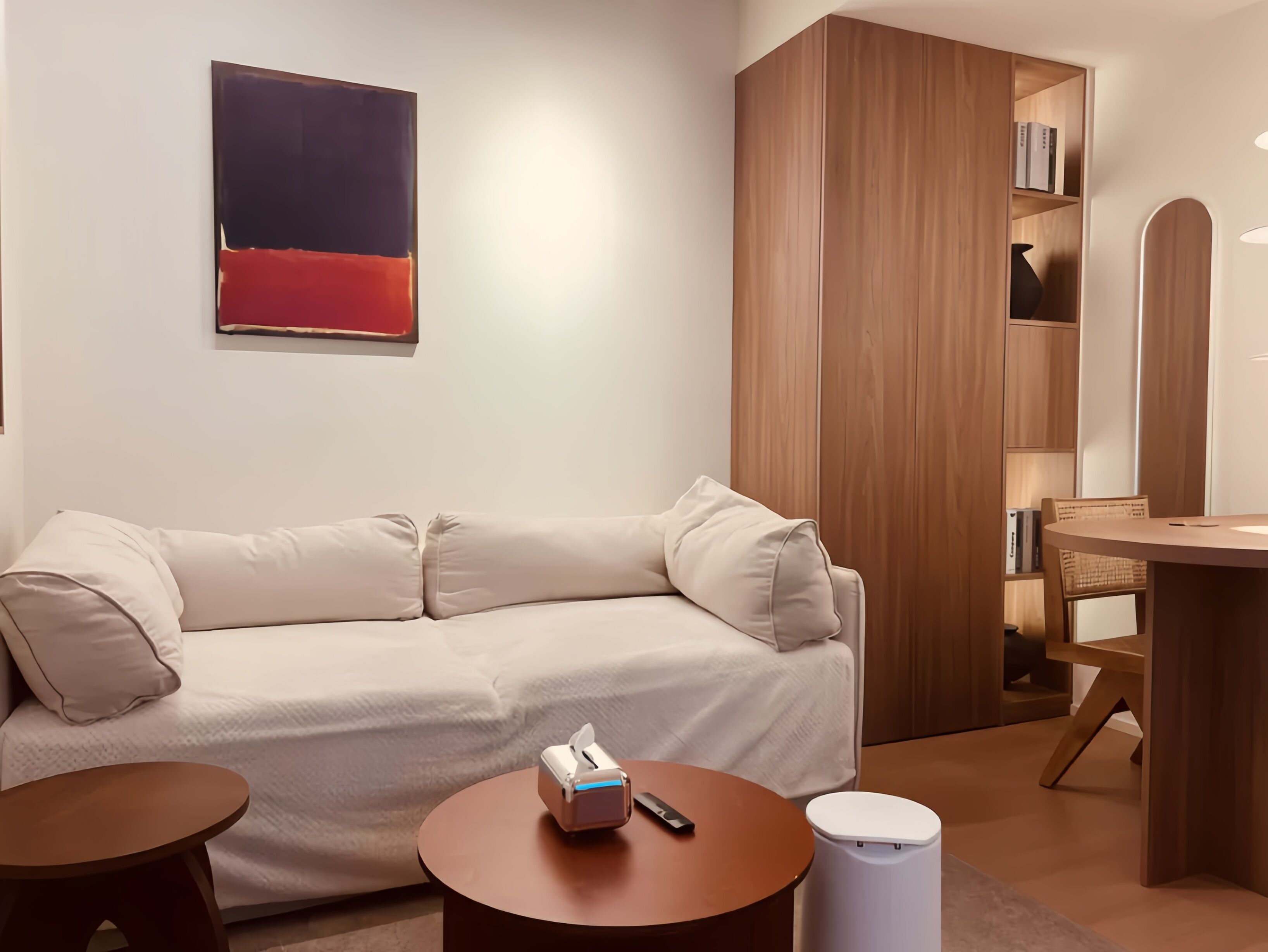 Comfort Double Room, City View | Living area