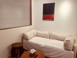 Comfort-Doppelzimmer, Stadtblick | Wohnbereich