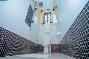 Classic Double or Twin Room, Private Bathroom, Mountain View | Bathroom | Shower, slippers, towels, soap