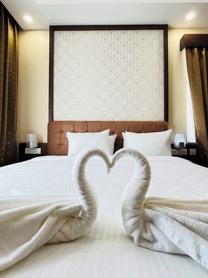 Deluxe Double or Twin Room | Egyptian cotton sheets, premium bedding, minibar, desk - SHIVA IMPERIAL (Dhenkanal)