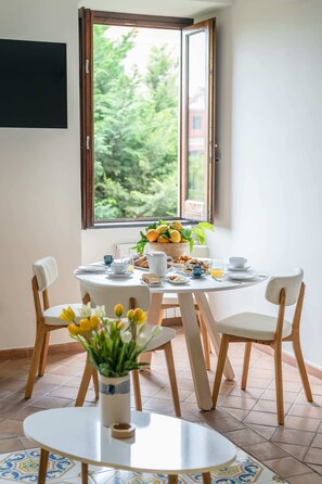 Dining - Luna Guest House - Italian Escape (Vico Equense)