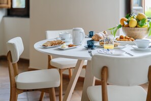 Dining - Luna Guest House - Italian Escape (Vico Equense)