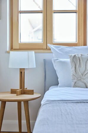 Iron/ironing board, free WiFi, bed sheets - Comfortable vacation apartment in an exclusive vacation home near the Baltic Sea (Wustrow)