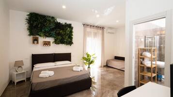 Escritorio y wifi gratis