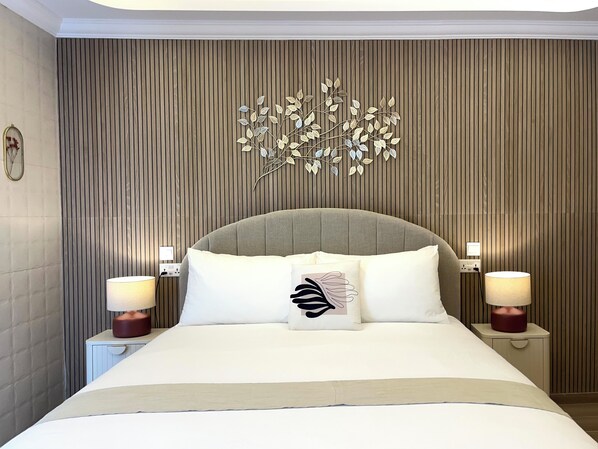 Studiosuite | Laptopgeeigneter Arbeitsplatz, kostenloses WLAN