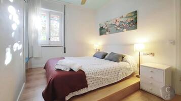 Standard Double Room, Garden View | Soundproofing, iron/ironing board, free WiFi, wheelchair access