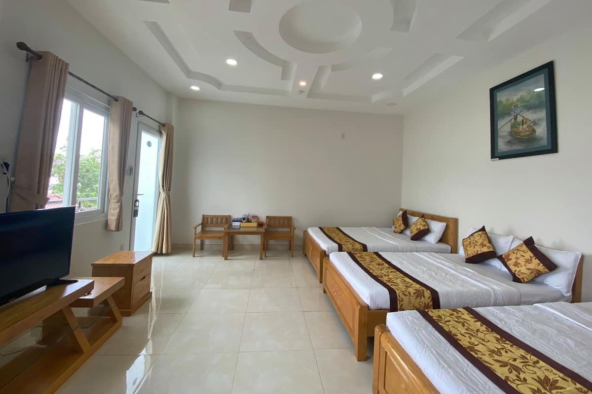 Family Triple Room, Balcony