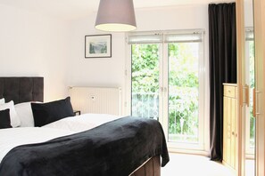 Iron/ironing board, WiFi, bed sheets - Apartment "Sophia's 4.0", 50 m², 1 Bedroom, Balcony & Wi-Fi (Brilon)