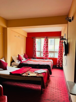 Standard Triple Room | View from room - Hotel Araniko (Darjeeling)