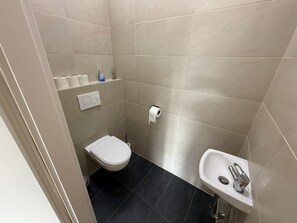 Towels, soap, toilet paper