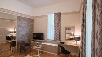 Chambre Double Supérieure, balcon, vue cour intérieure