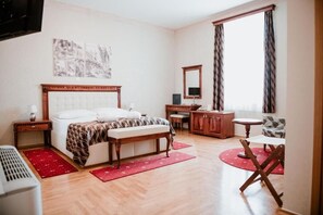 Unclassified image, 5 of 31, button - Hotel Kurija Janković (Lukač)