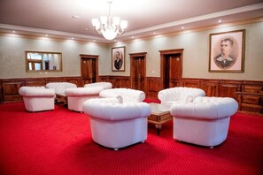 Unclassified image, 3 of 31, button - Hotel Kurija Janković (Lukač)