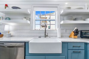 Coffee/tea maker, microwave, toaster - Fishy Fishy Beachfront Plantation Private Home, St. George Island FL (St. George Island)