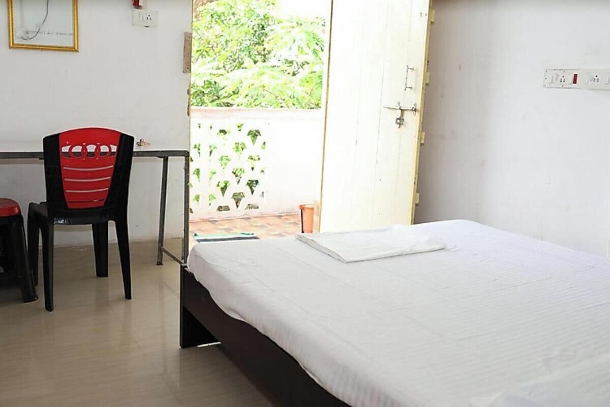 Double Room | Free WiFi