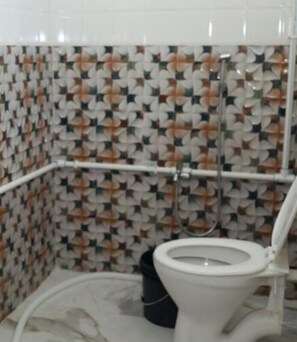 Double Room | Bathroom