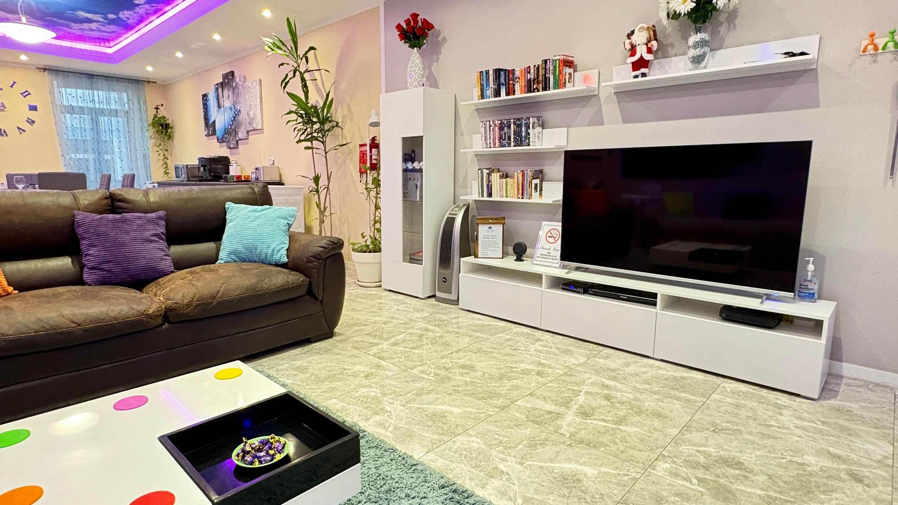Télévision, chaîne hi-fi