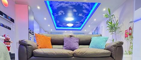 Fernseher, Stereoanlage