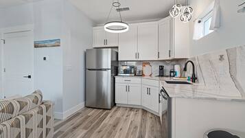 Fridge, microwave, dishwasher, coffee/tea maker