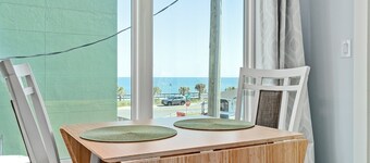 Stylish 1BR Suite Near Ocean w/ Elevated Views