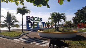 Chalet, 2 Bedrooms, Balcony, Garden View | Property grounds