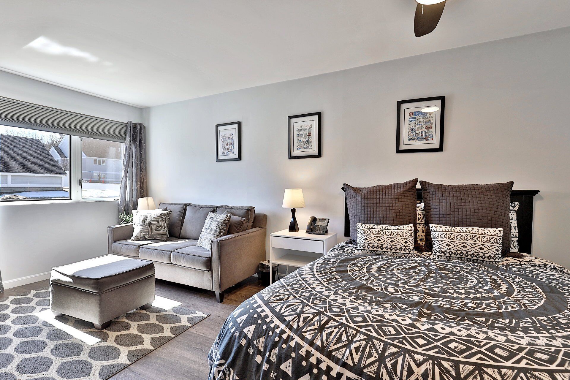 Iron/ironing board, free WiFi, bed sheets