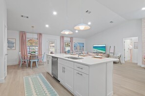 Interior - Cute Beachy Getaway w/ Pool, Cabana, Putting Green & Fire Pit Near 30A! (Panama City Beach)