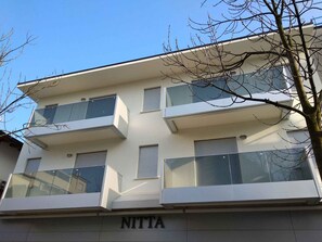 Exterior - Holiday apartment with air conditioning and balcony (Lignano Sabbiadoro)