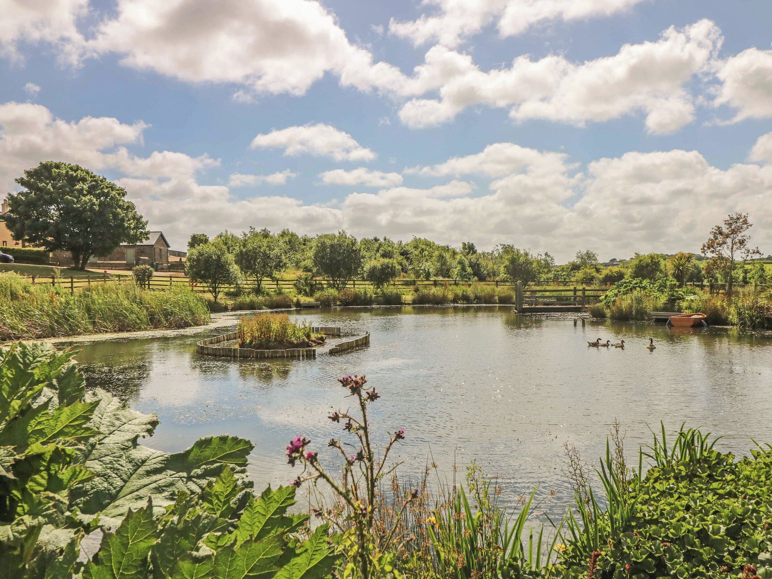 Cottage | Property grounds