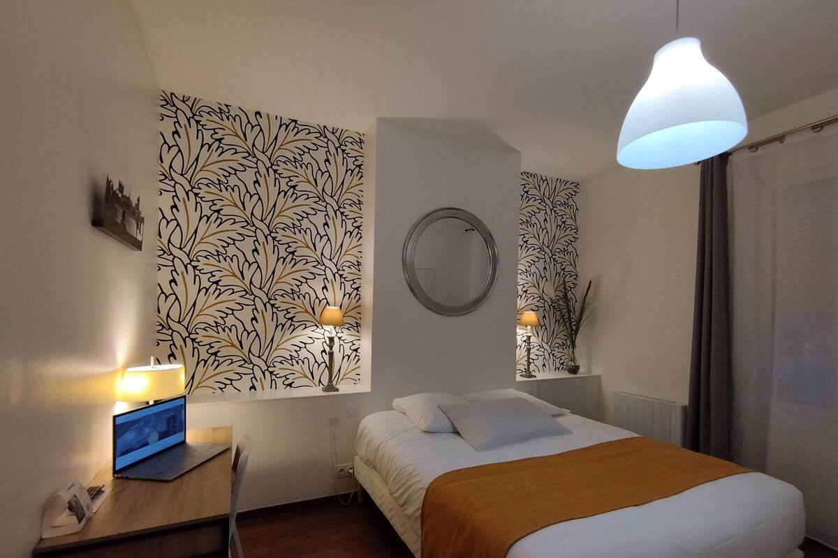 Habitación doble superior, vistas a la ciudad | Wifi gratis