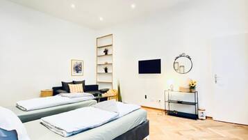 Basic Apartment | Iron/ironing board