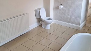 Shared Dormitory, 1 Bedroom, Smoking | Bathroom - Room-private Room, Sunderland City (Sunderland)