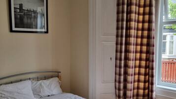 Shared Dormitory, 1 Bedroom, Smoking | 1 bedroom