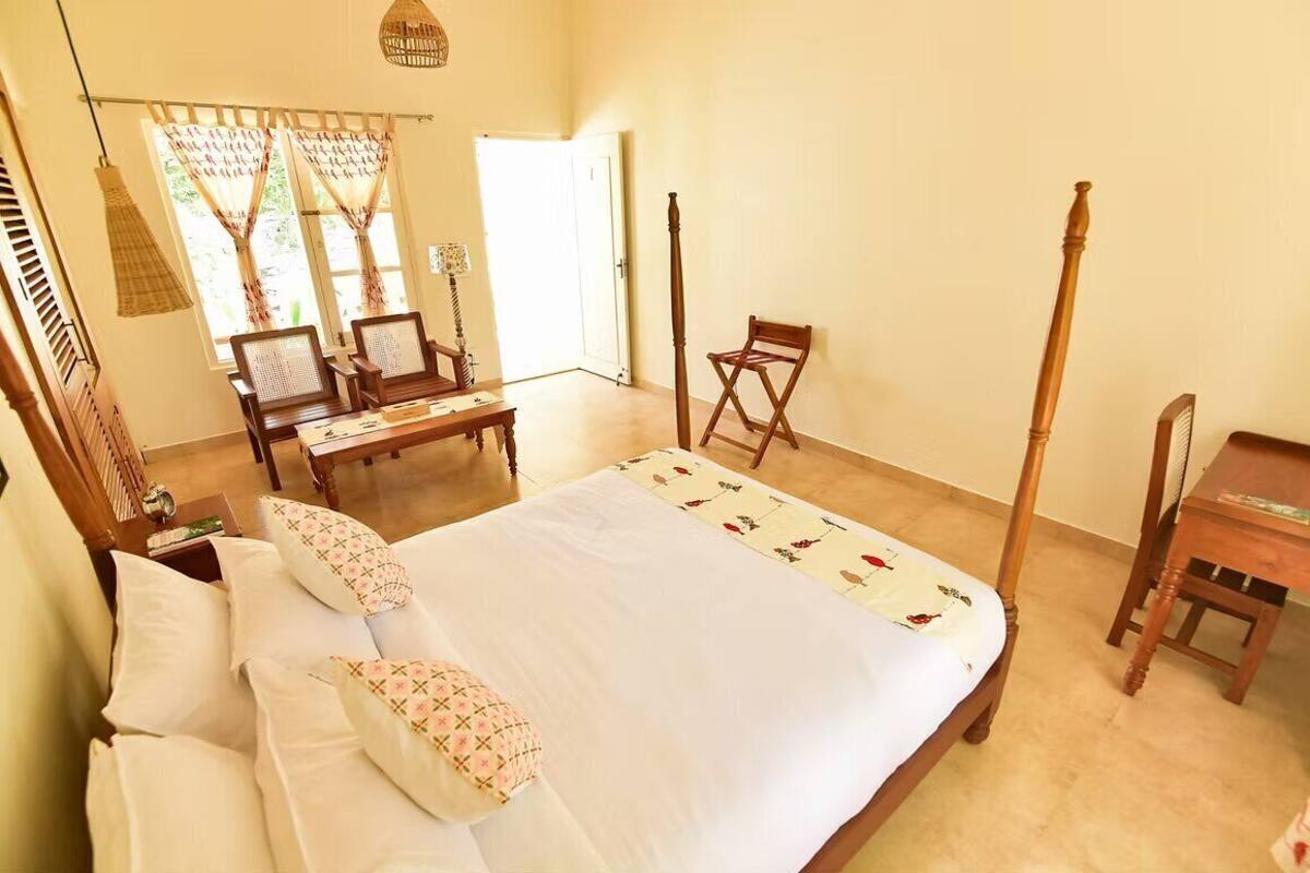 Deluxe Cottage | Desk, WiFi (free)